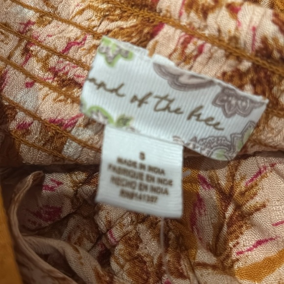 Band of the Free ARIZONA GOLD FLORAL WIDE LEG PANTS NWT - Picture 5 of 8